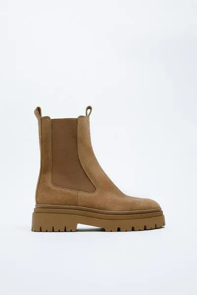 Zara Boots - Size 40/41