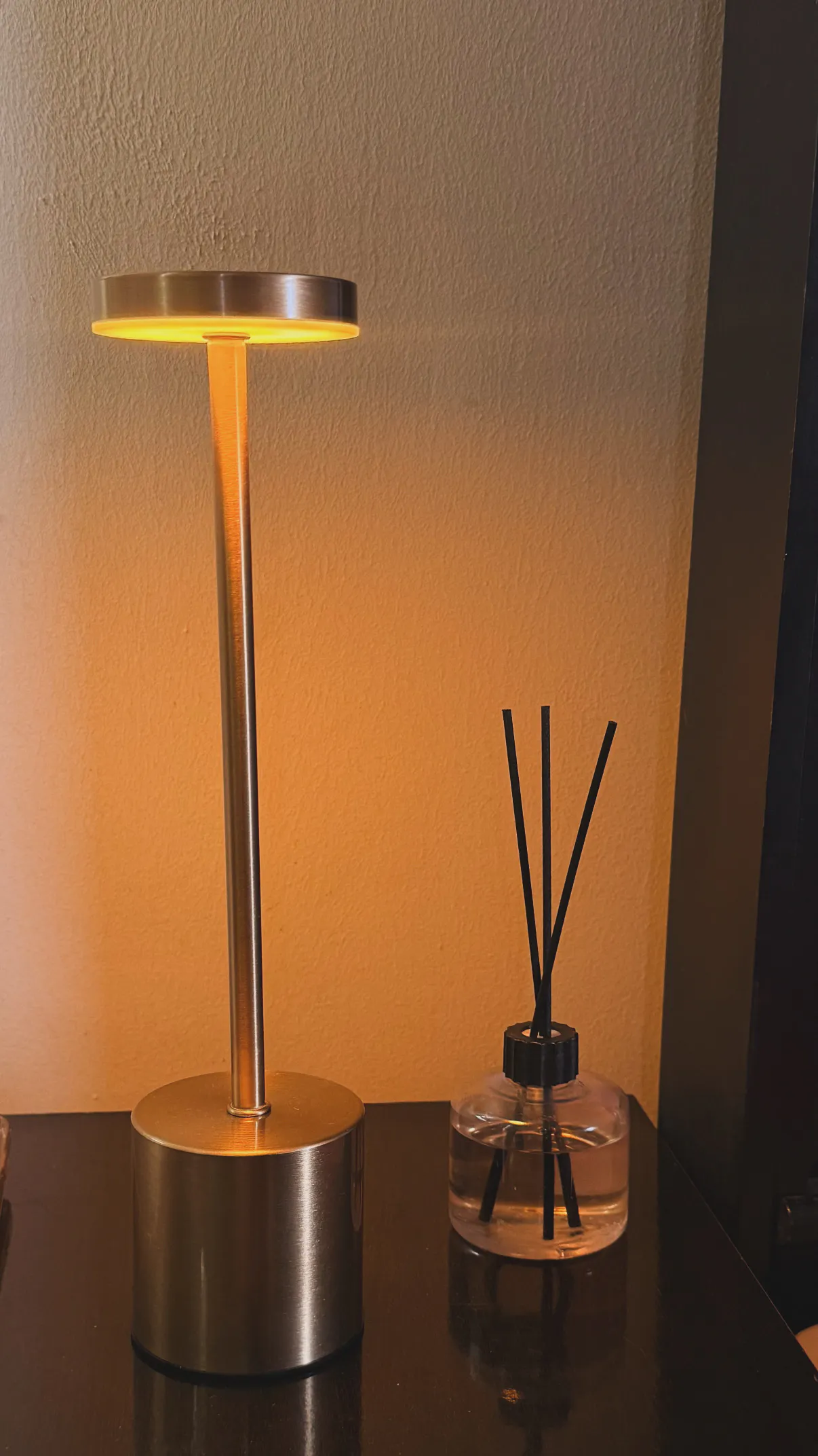 European style minimalist touch lamp