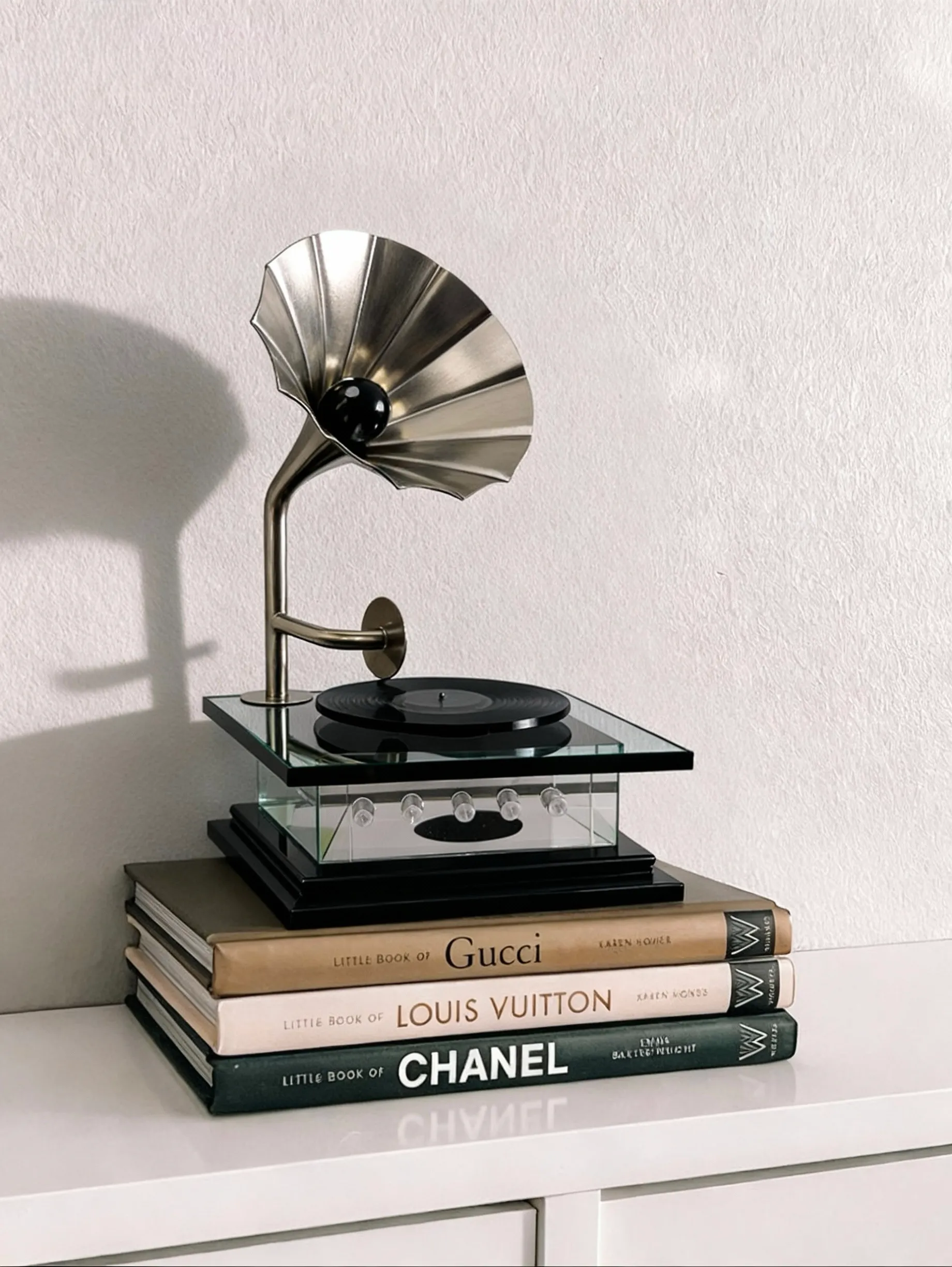Decorative gramophone 