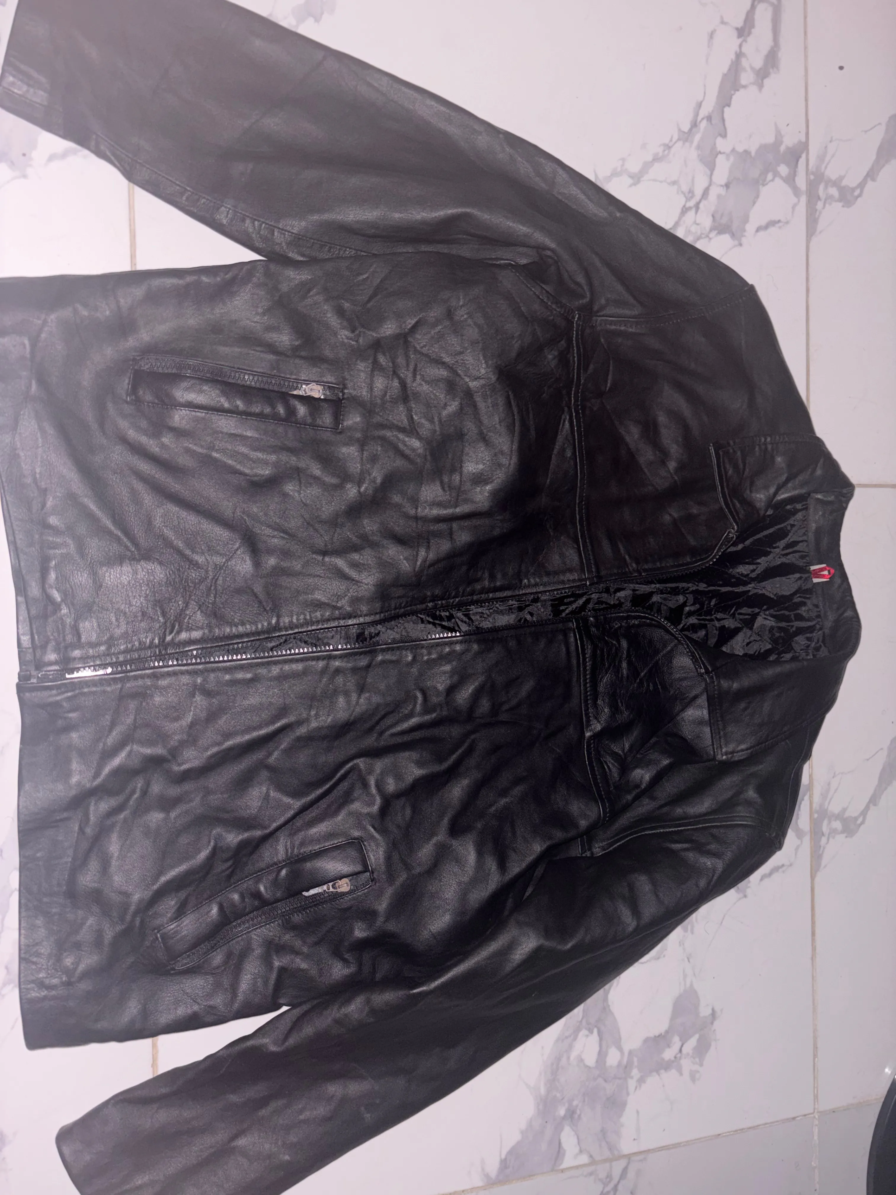 Leather jacket 