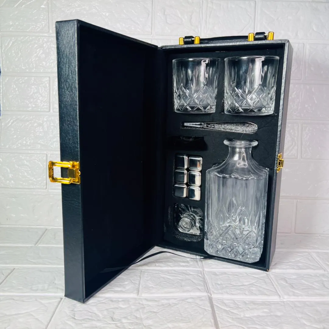 Decanter set