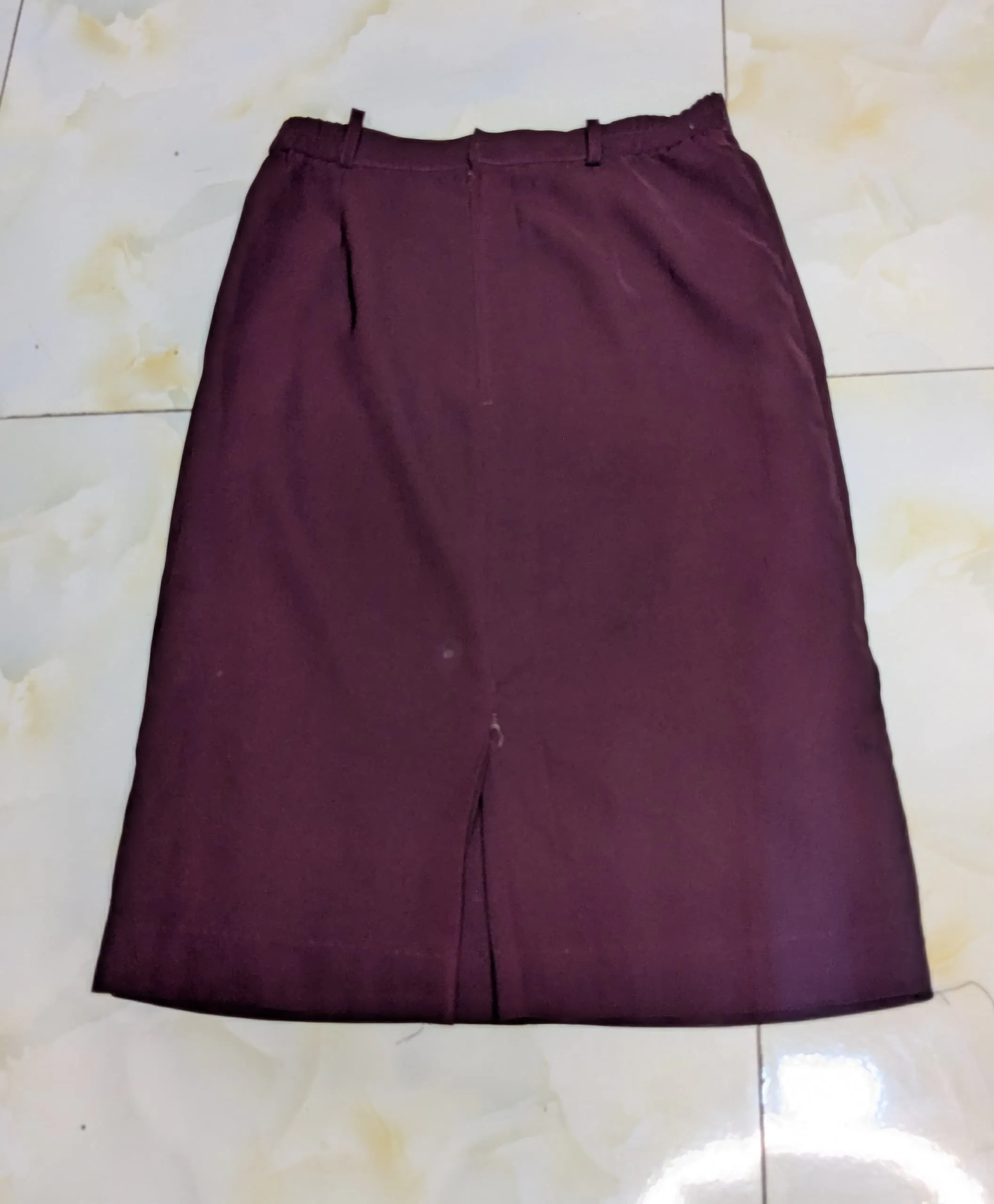 Wine corporate plain skirt Price