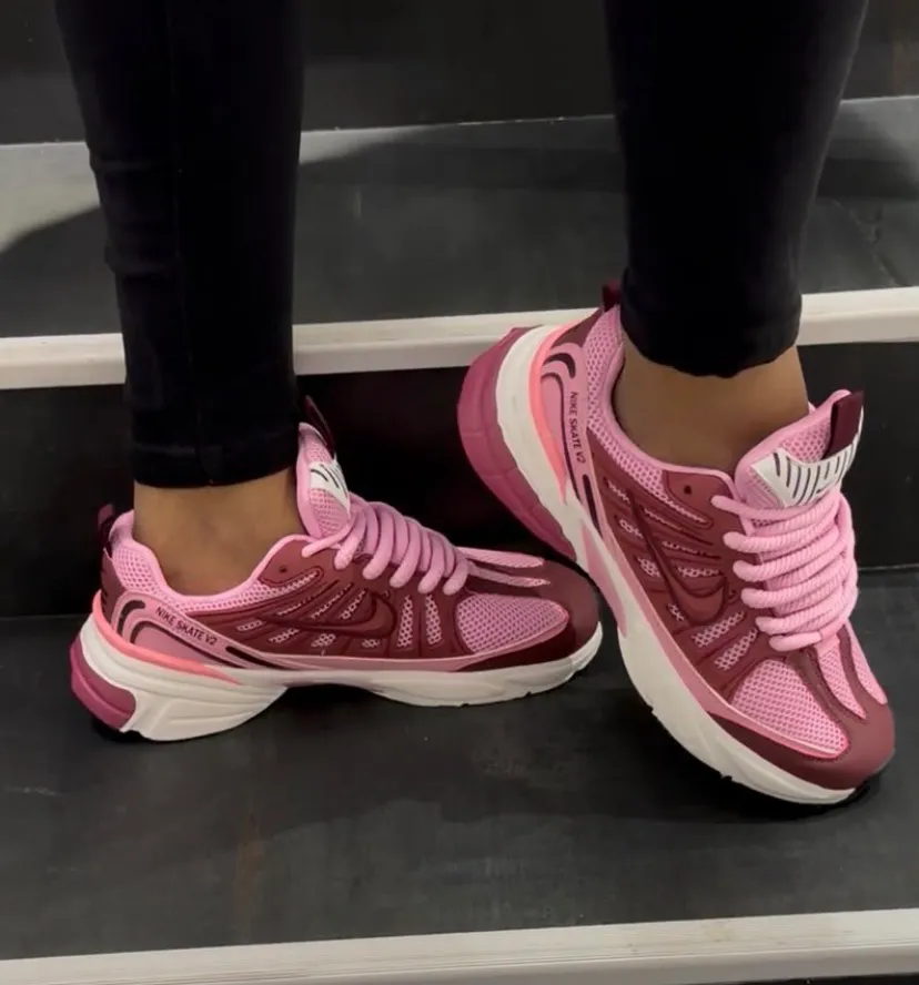 Running shoes