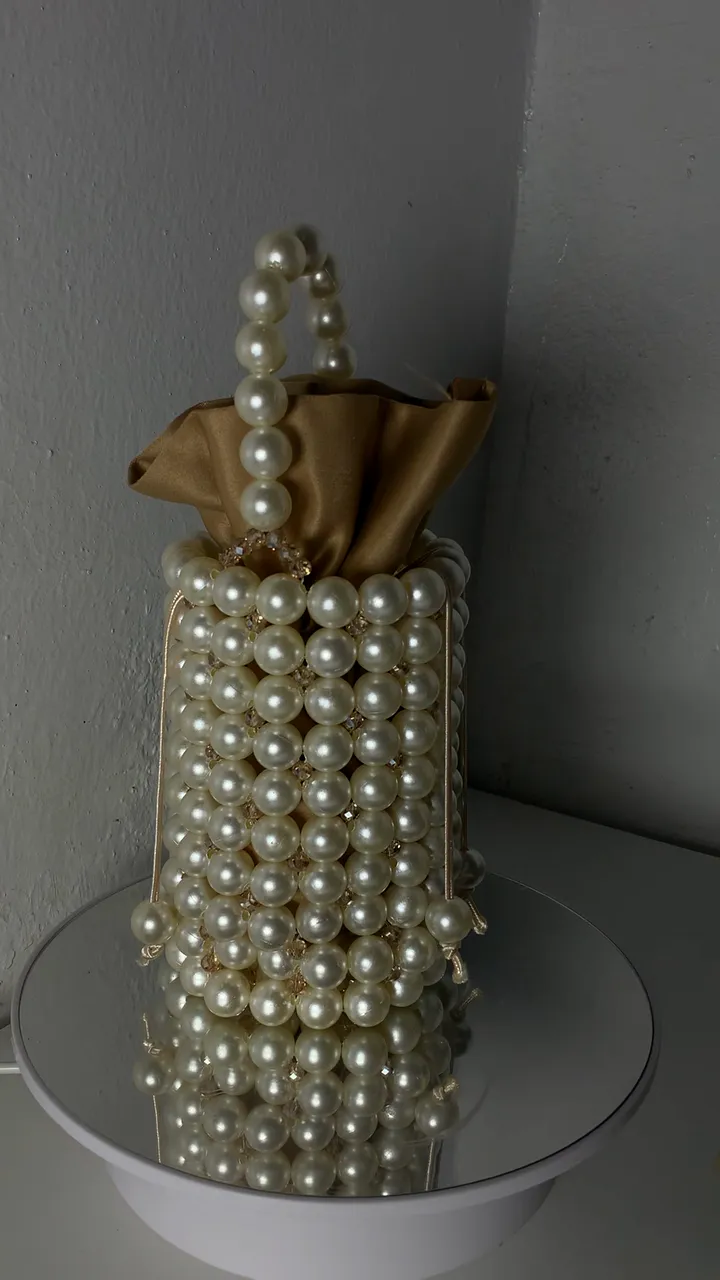 Bucket beaded bag 